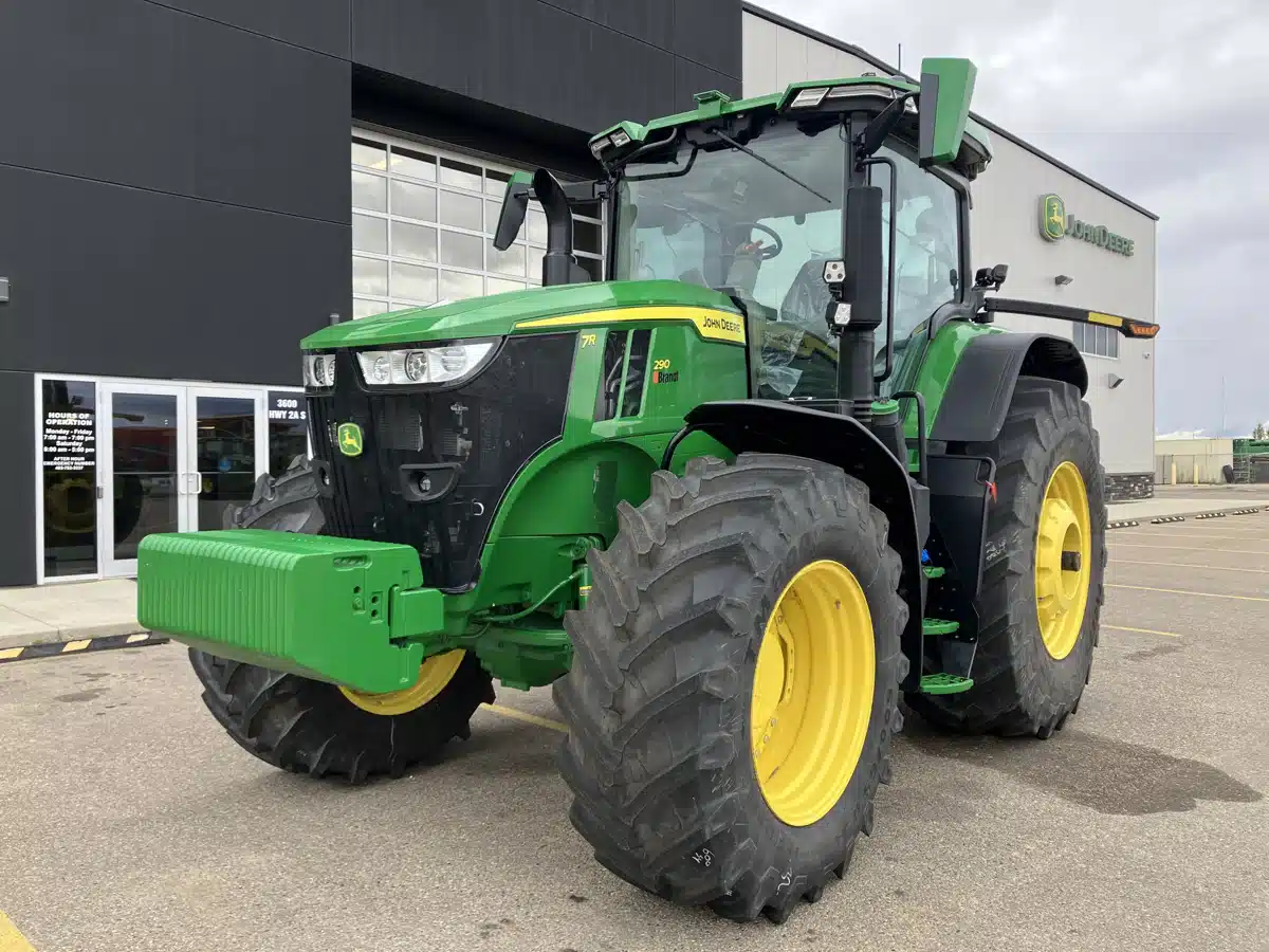 Gallery image 2 for Used 2023 John Deere 7R 290 Tractor
