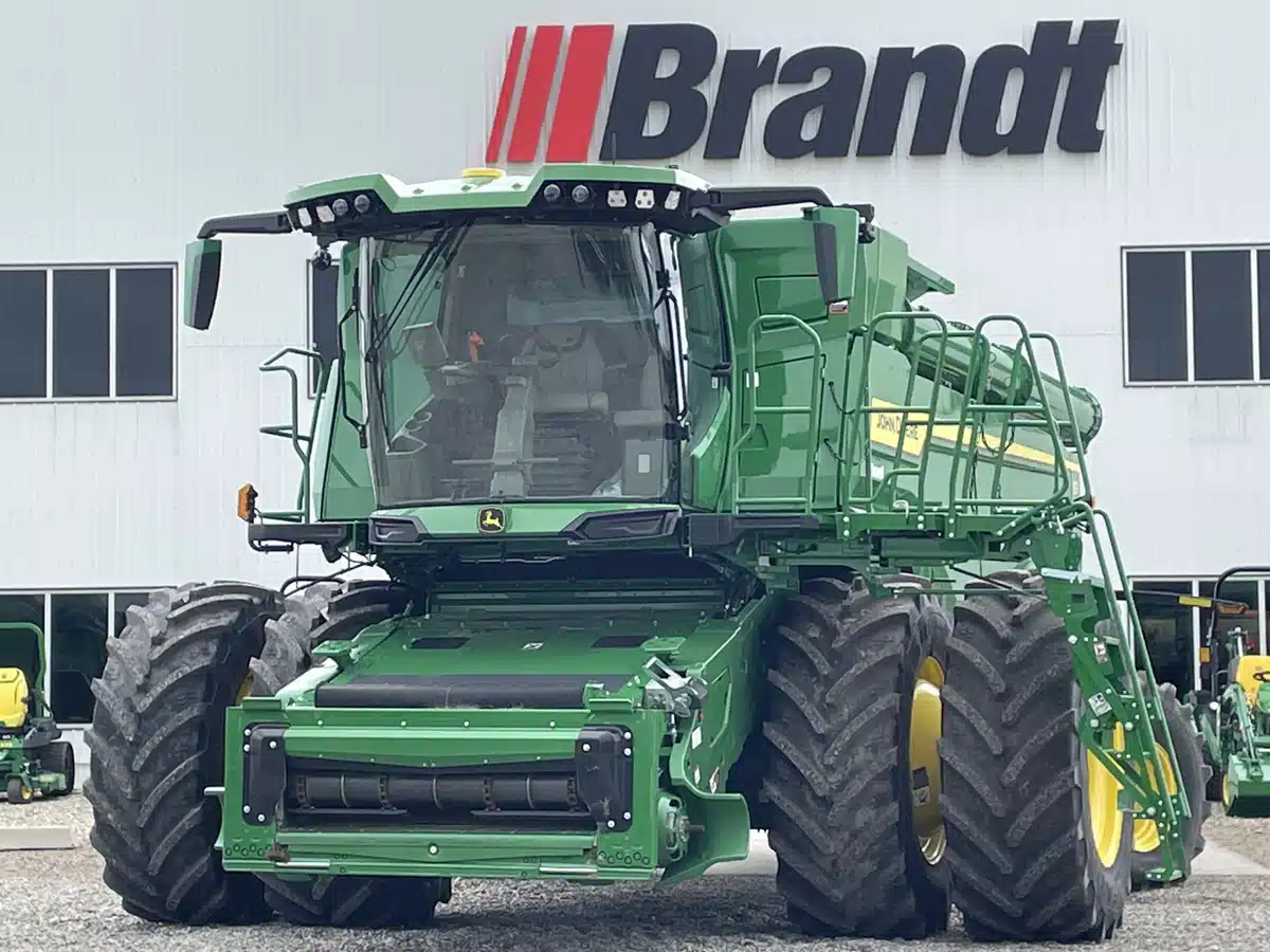 Gallery image 1 for Used 2023 John Deere X9 1100 Combine