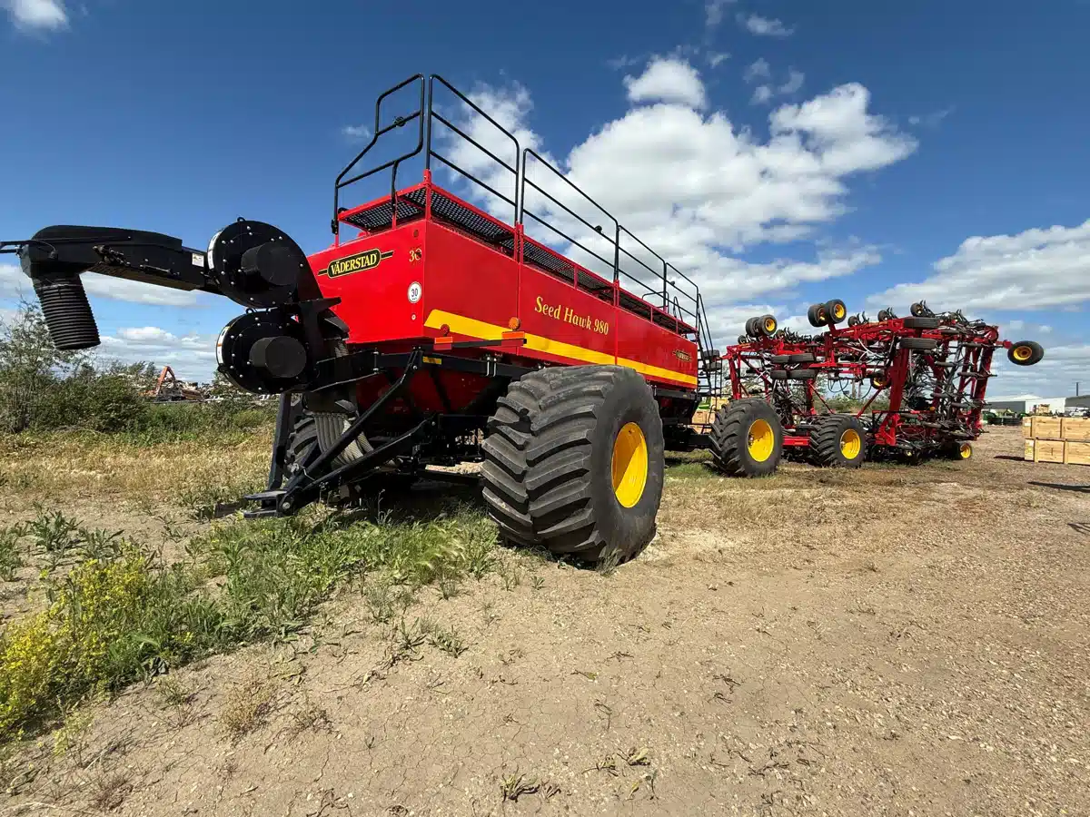 Gallery image 1 for Used 2022 Väderstad 7012/980 Air Drill