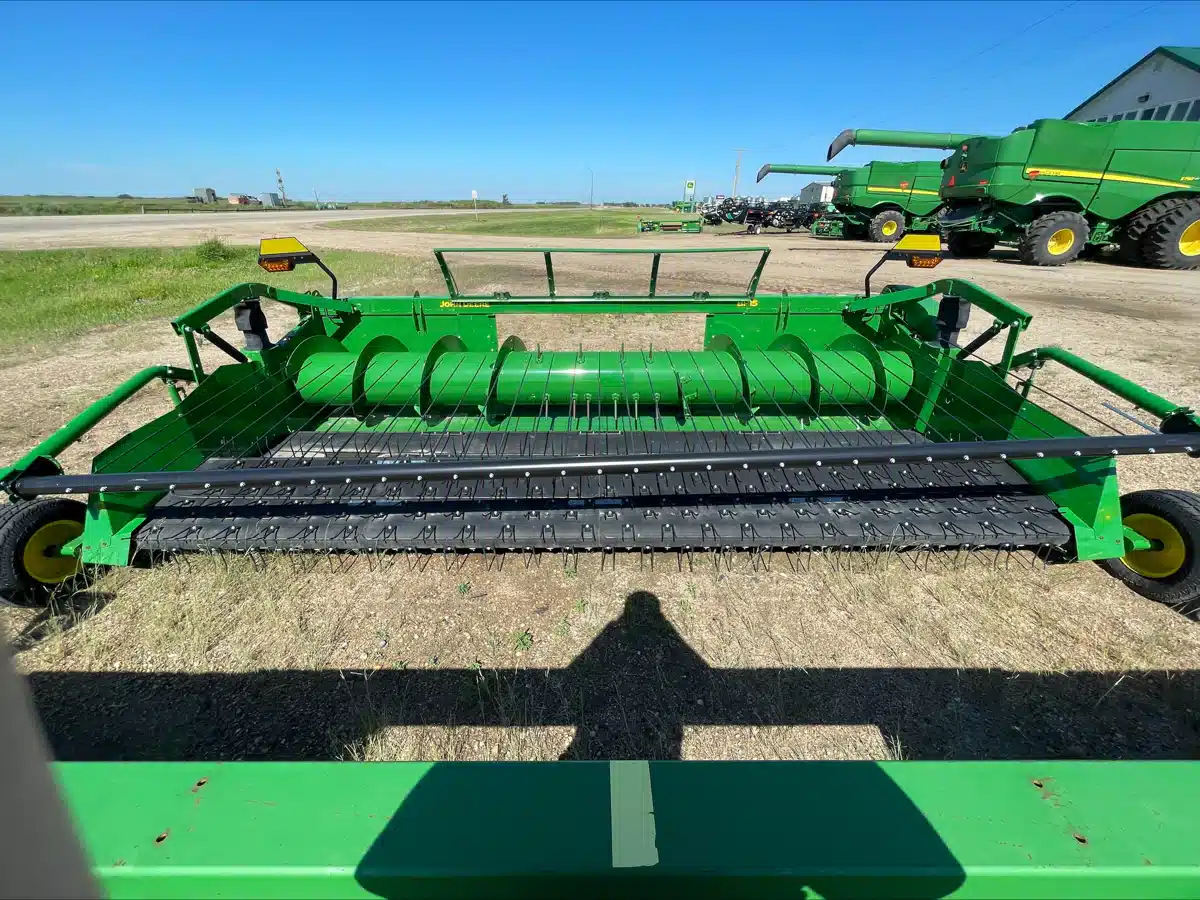 Gallery image 2 for Used 2022 John Deere BP15 Header - Pickup