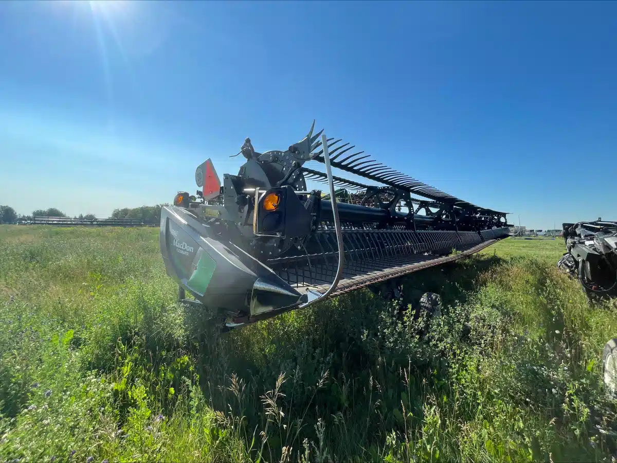 Gallery image 2 for Used 2019 MacDon FD75 Header - Flex Draper