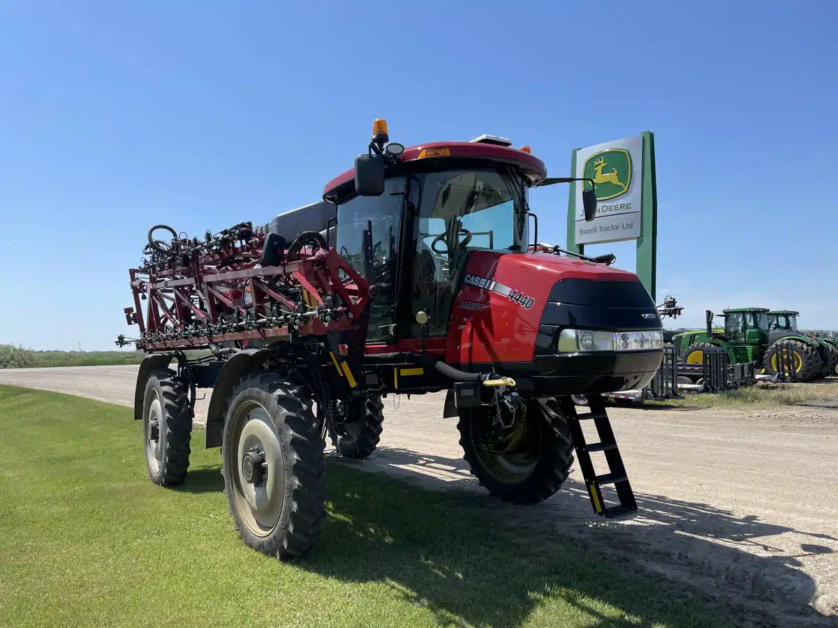 Gallery image 2 for Used 2021 Case IH PATRIOT 4440 Sprayer - Self Propelled
