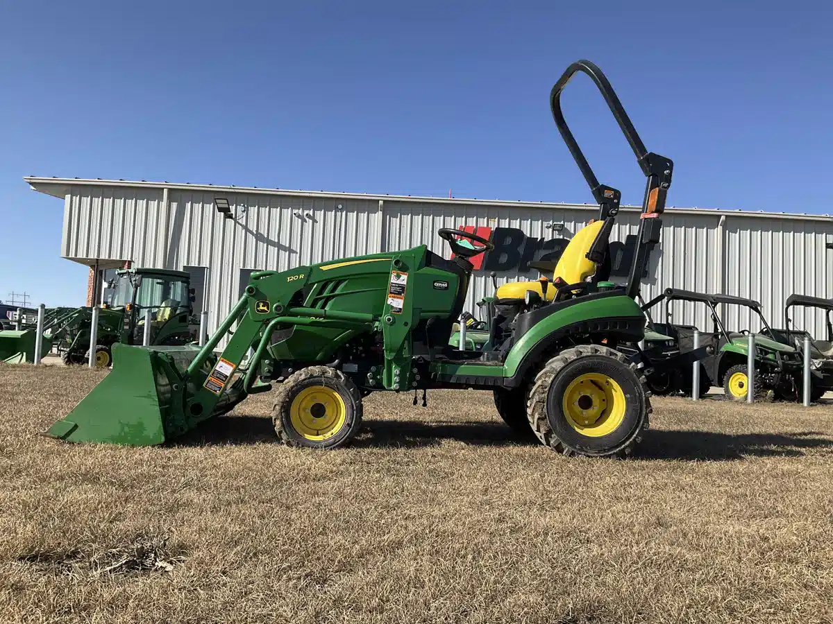 Gallery image 2 for Used 2018 John Deere 1025R Tractor