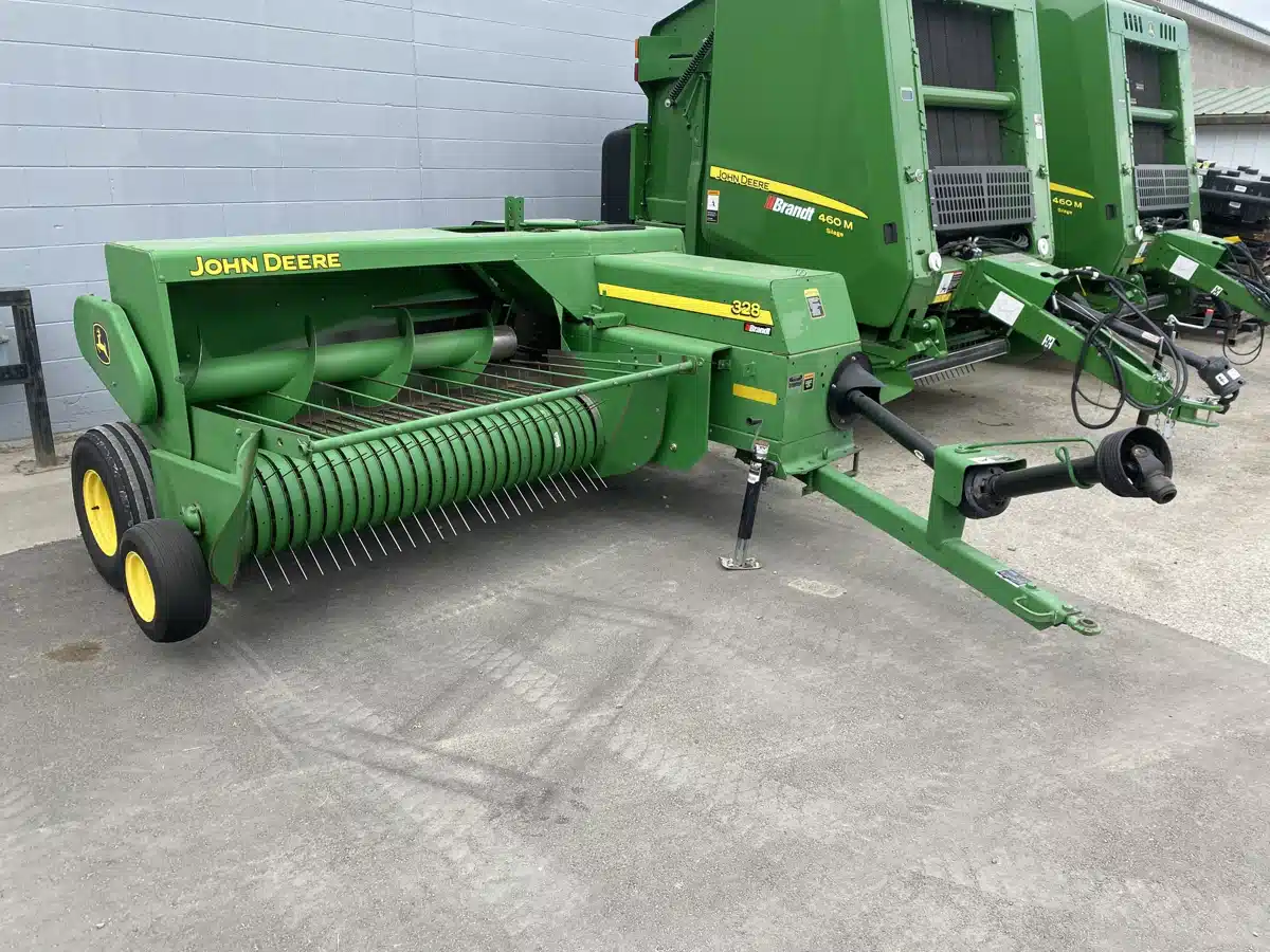 Gallery image 2 for Used 2007 John Deere 328 Square Baler - Small
