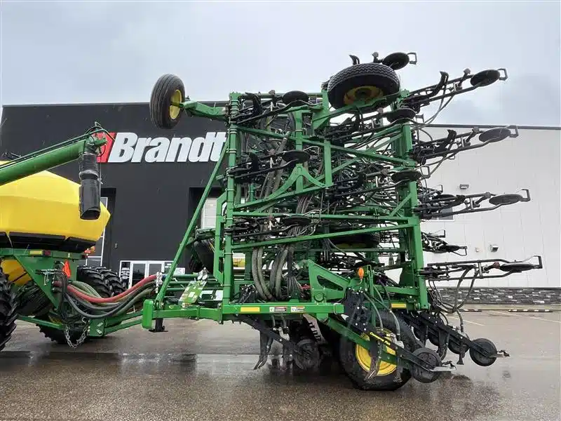 Gallery image 2 for Used 2011 John Deere 1870 Air Drill