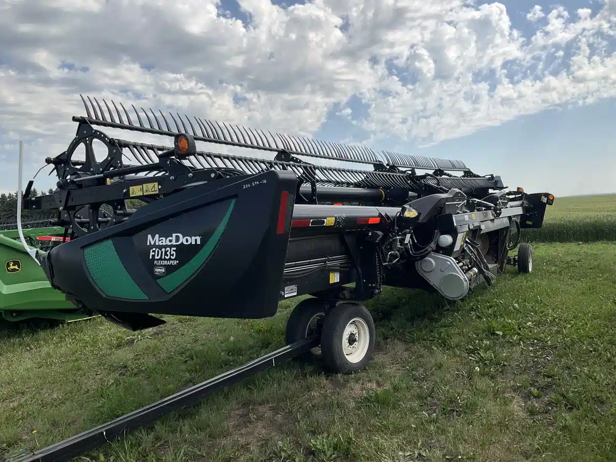 Gallery image 2 for Used 2018 MacDon FD135 Header - Draper