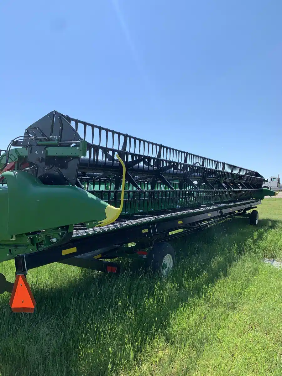 Gallery image 2 for 2024 John Deere RD45F Header - Flex