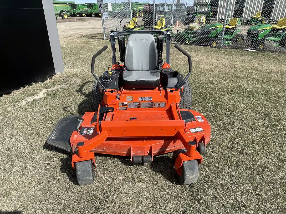 Used 2016 Kubota Z726X Mower Zero Turn
