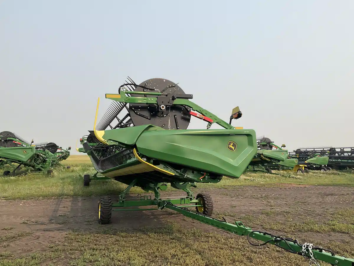 Gallery image 1 for Used 2023 John Deere HD45F Header - Flex Draper