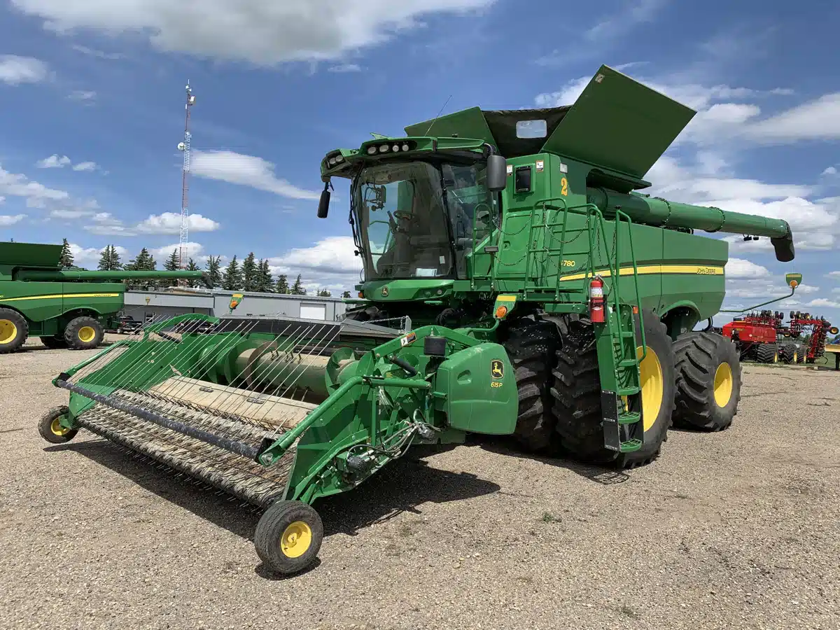 Gallery image 1 for Used 2021 John Deere S780 Combine