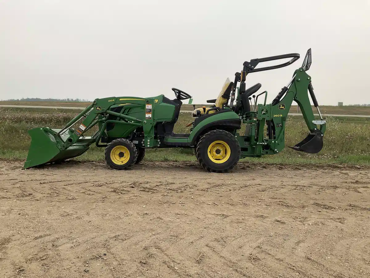 Gallery image 2 for Used 2023 John Deere 1025R Tractor