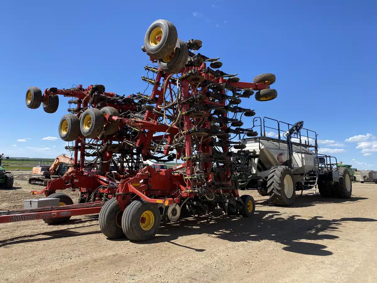 Gallery image 1 for Used 2015 Bourgault 3320-66 Air Drill
