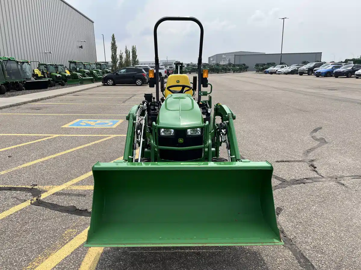 Gallery image 2 for Used 2021 John Deere 1025R Tractor