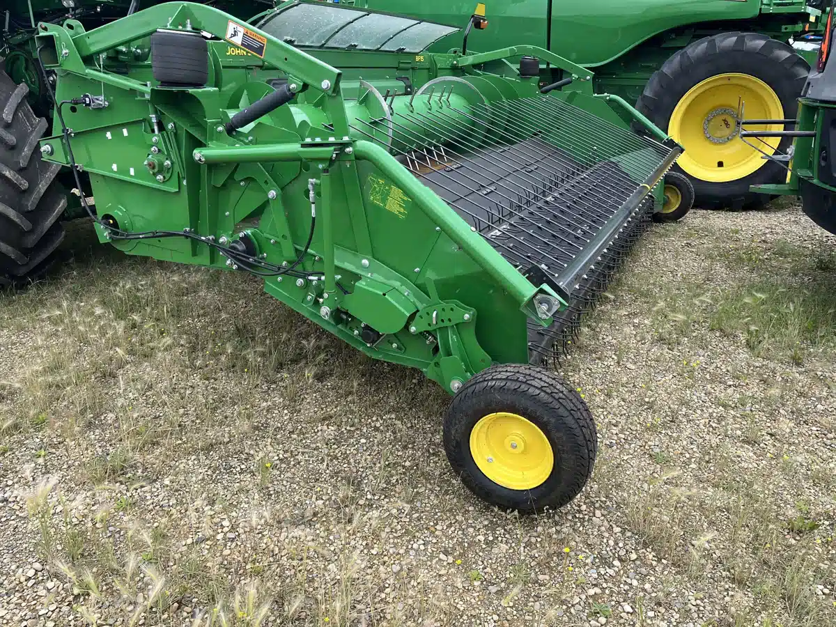 Gallery image 2 for Used 2023 John Deere BP 15 Header - Pickup