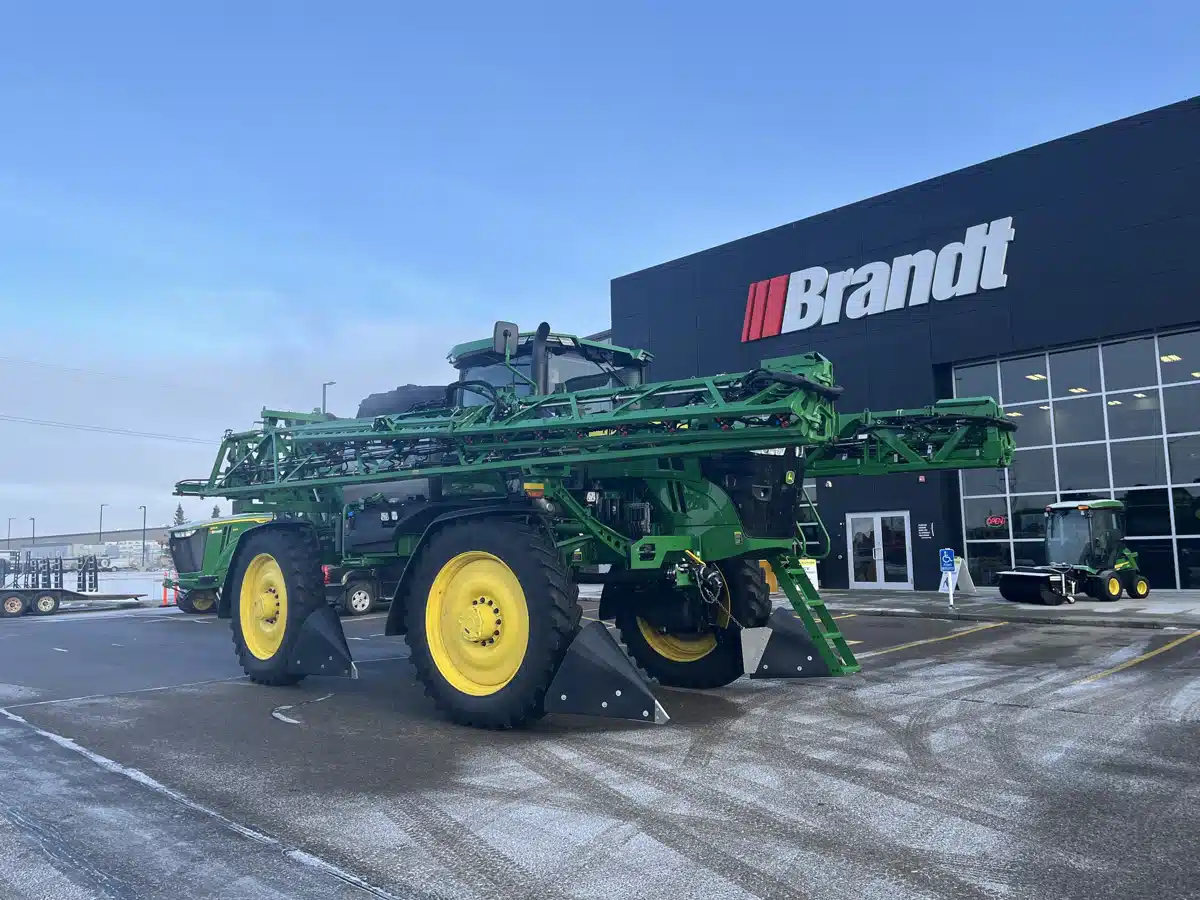 Gallery image 2 for Used 2024 John Deere 612R Sprayer - Self Propelled