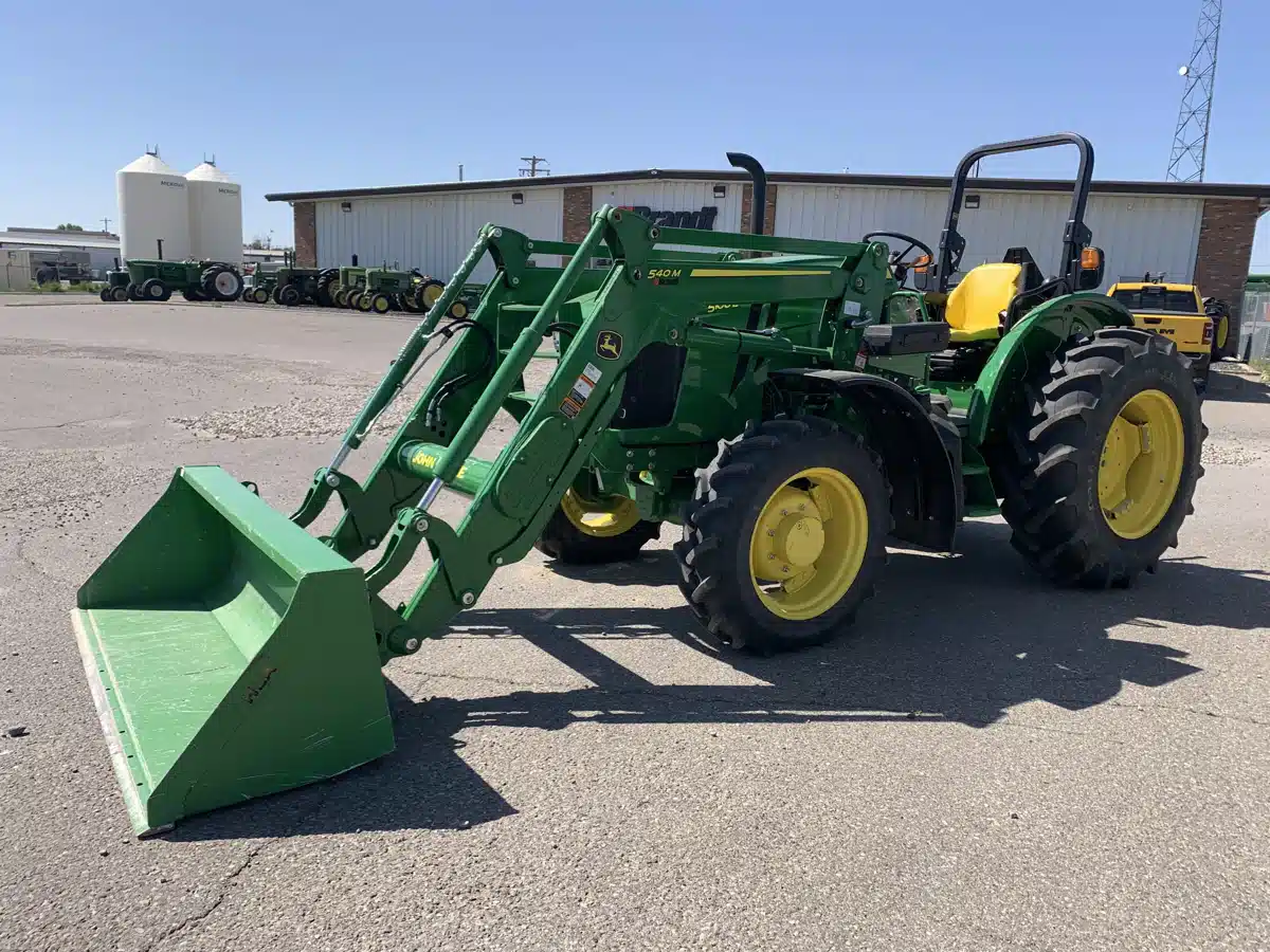Gallery image 1 for Used 2022 John Deere B5100E Tractor