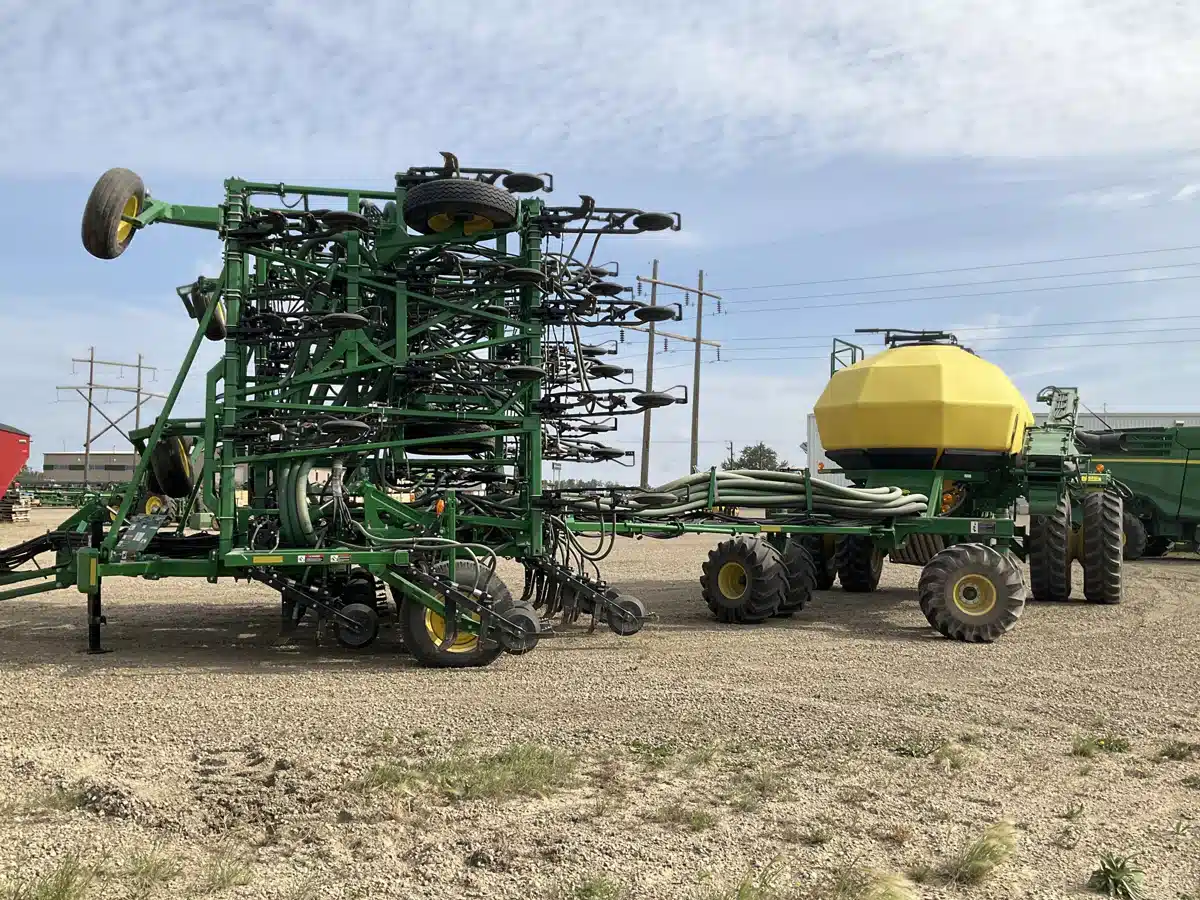 Gallery image 1 for Used 2018 John Deere 1870 Air Drill