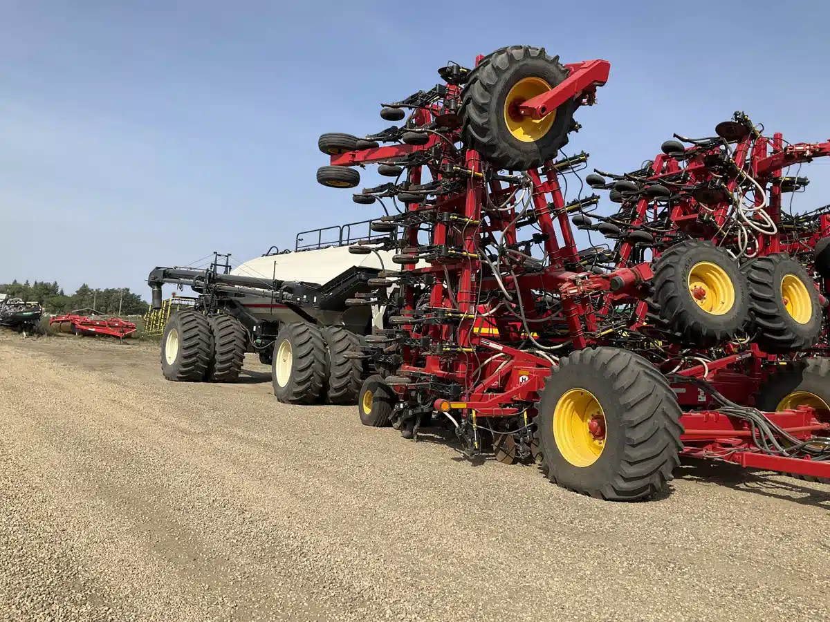 Gallery image 2 for Used 2017 Bourgault 3320-76 Air Drill