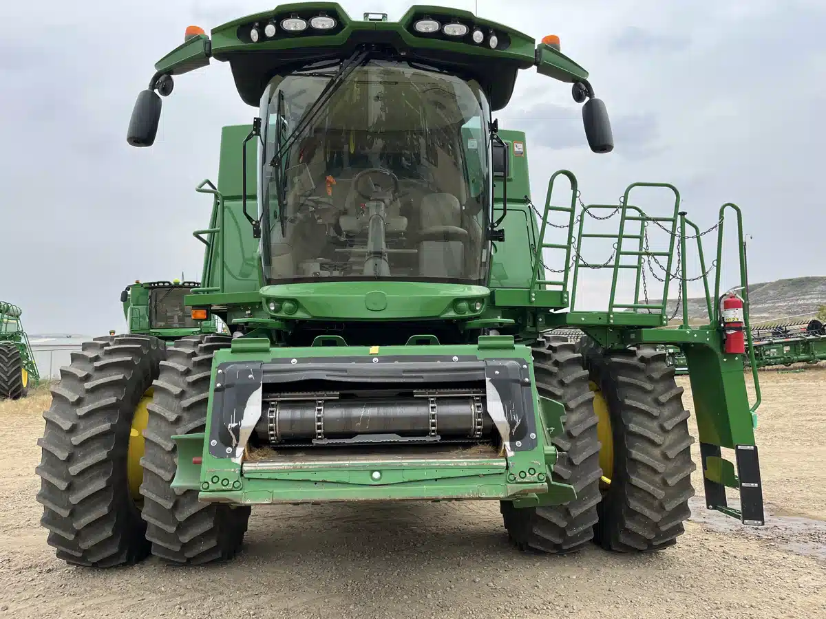 Gallery image 2 for 2019 John Deere S780 Combine