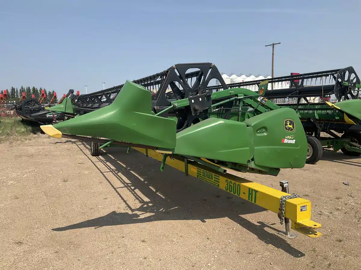 Gallery image 1 for Used 2009 John Deere 635F Header - Flex