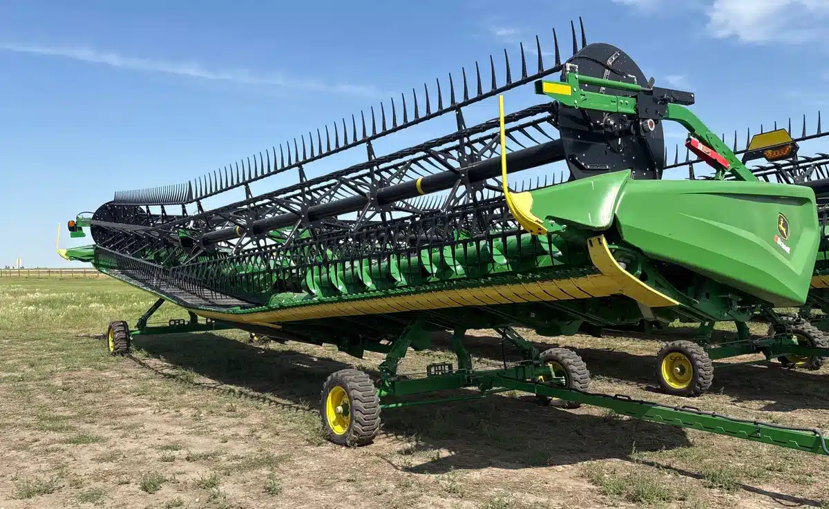 Gallery image 1 for Used 2023 John Deere HD45F Header - Flex Draper