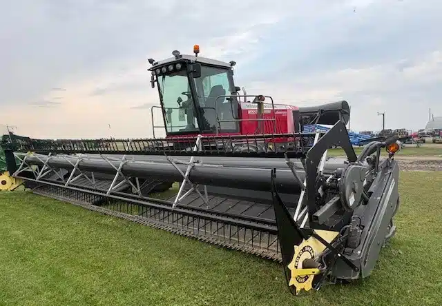 Gallery image 2 for Used 2014 Massey Ferguson WR9725 Windrower