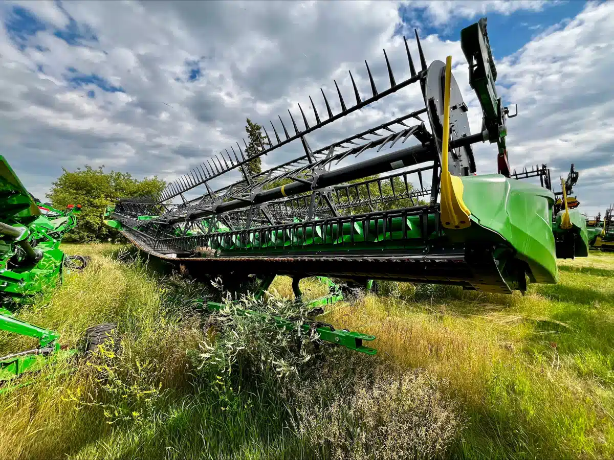 Gallery image 1 for Used 2024 John Deere HD45R Header - Draper