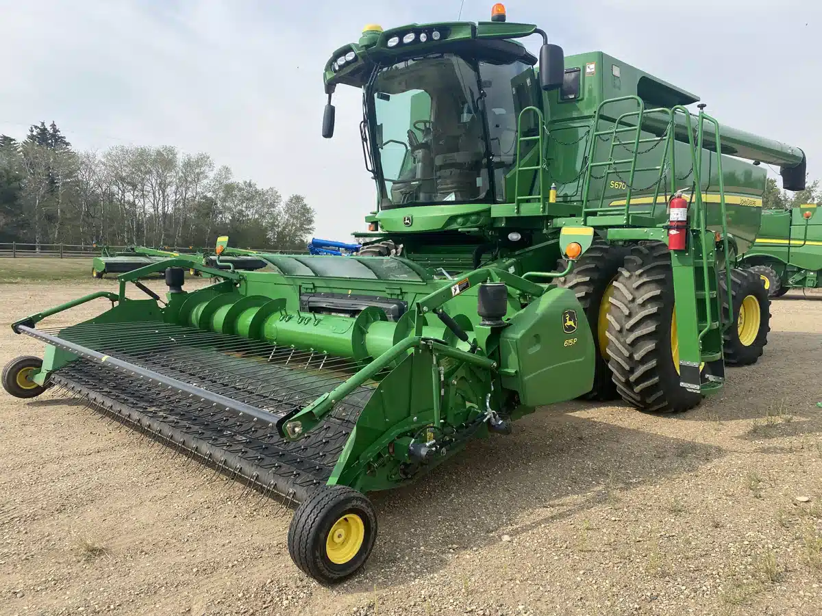 Gallery image 1 for Used 2013 John Deere S670 Combine