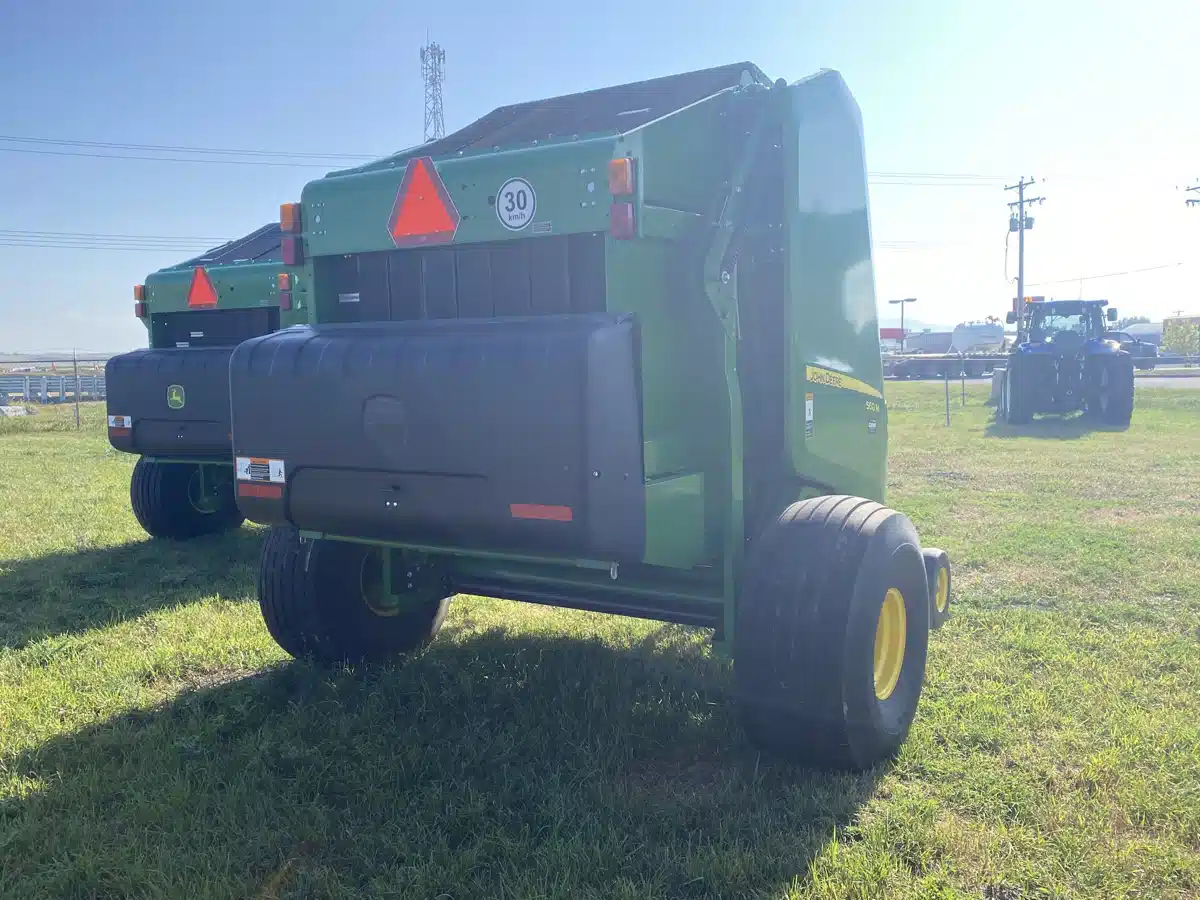 Gallery image 2 for Used 2021 John Deere 560M Round Baler
