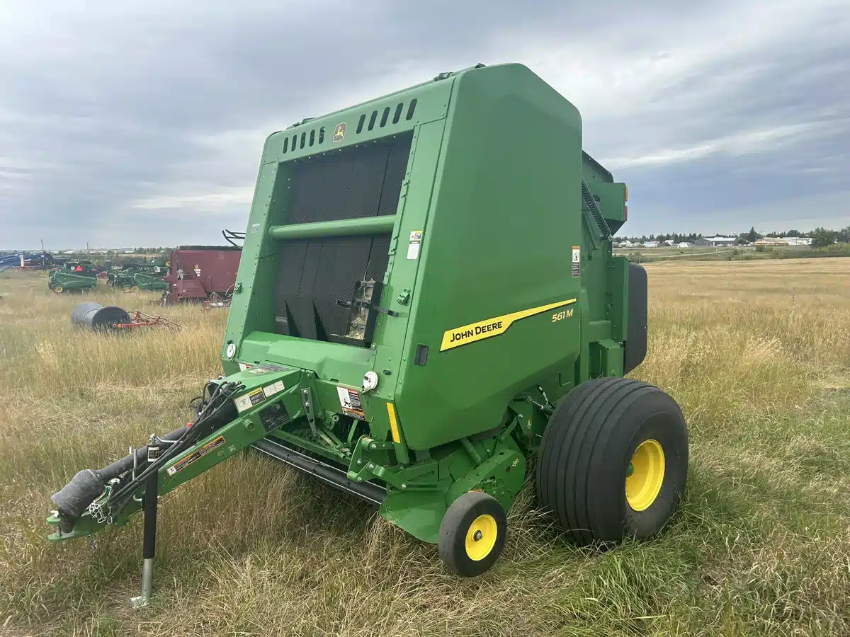 Gallery image 2 for Used 2024 John Deere 561M Round Baler
