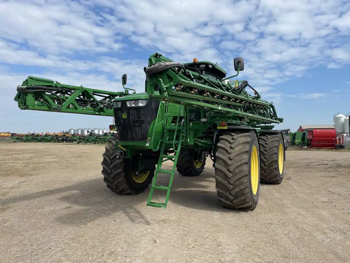 Gallery image 1 for Used 2021 John Deere 4060 Sprayer - Self Propelled