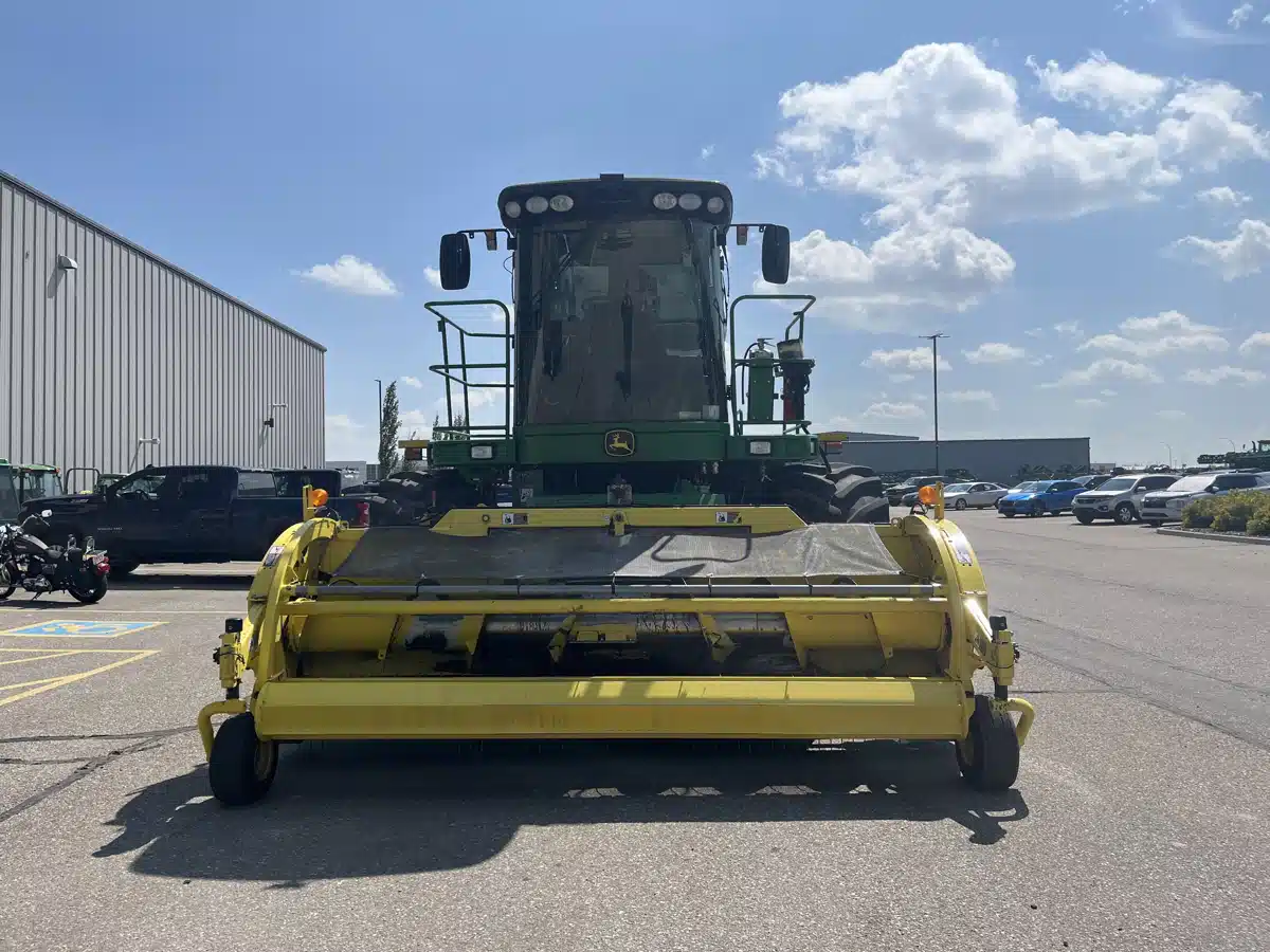 Gallery image 2 for Used 2011 John Deere 7750 Forage Harvester