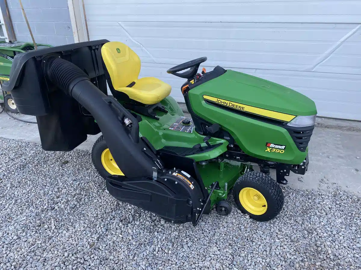 Gallery image 2 for Used 2024 John Deere X390 Lawn Tractor