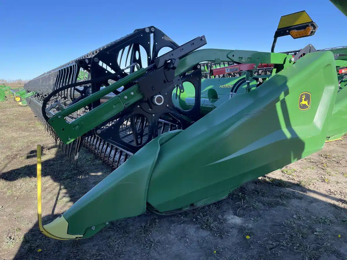 Gallery image 1 for Used 2023 John Deere HD50R Header - Draper