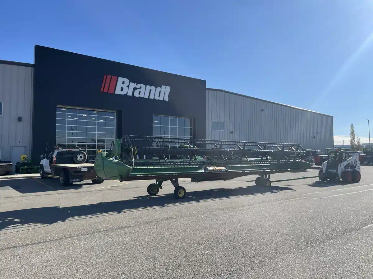 Gallery image 2 for 2011 John Deere 635D Header - Draper