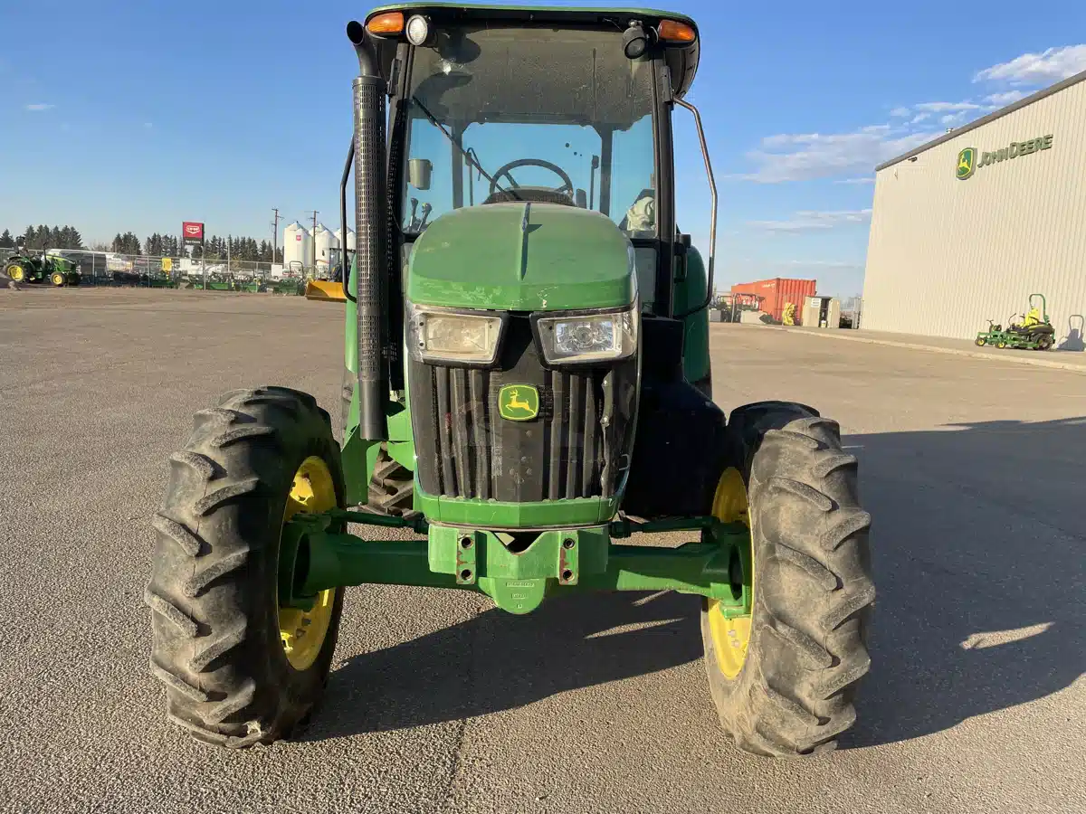 Gallery image 2 for Used 2015 John Deere 5085M Tractor