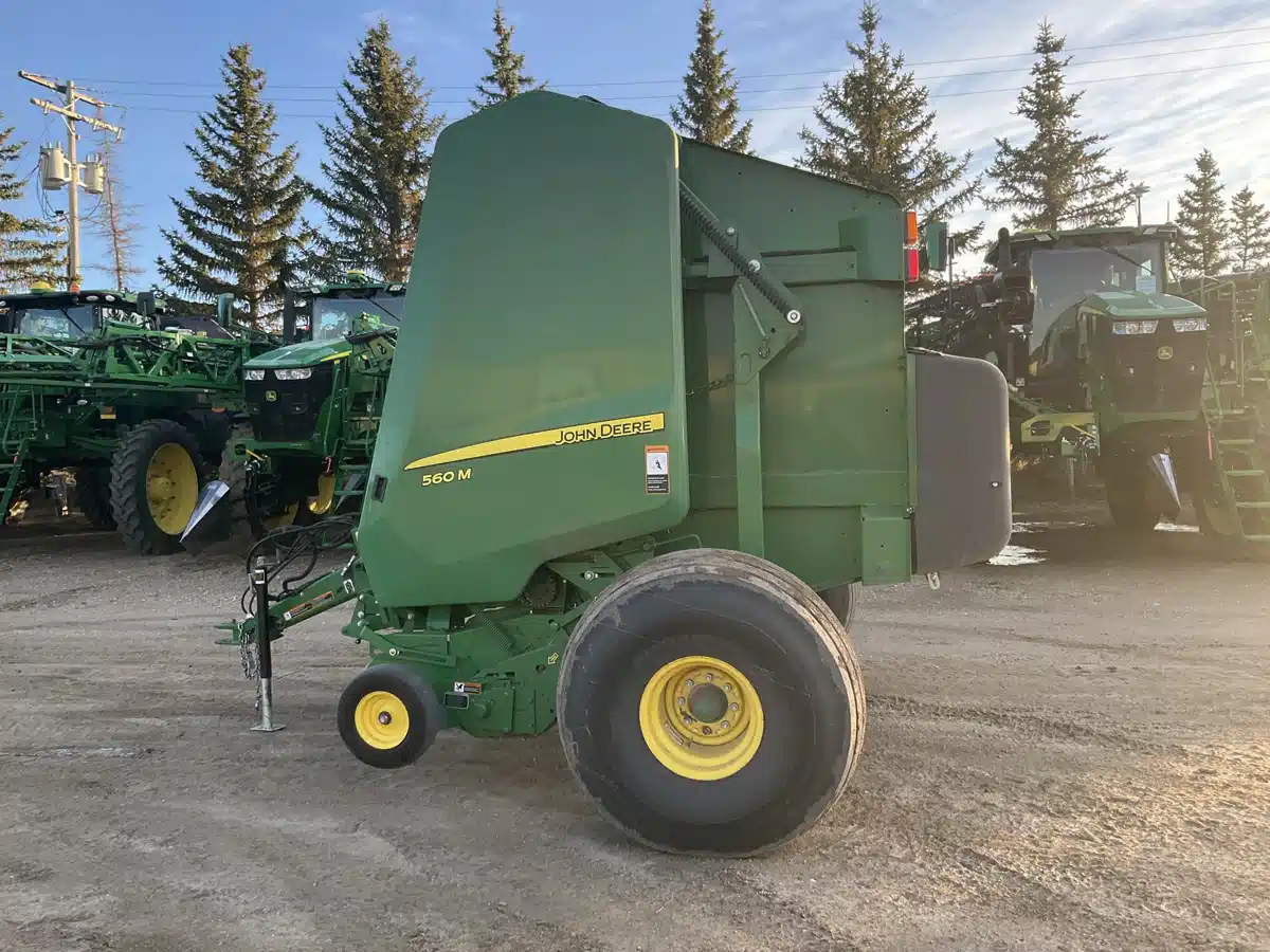 Gallery image 2 for Used 2022 John Deere 560M Round Baler
