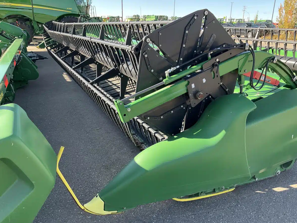 Gallery image 2 for 2022 John Deere RD45F Header - Flex
