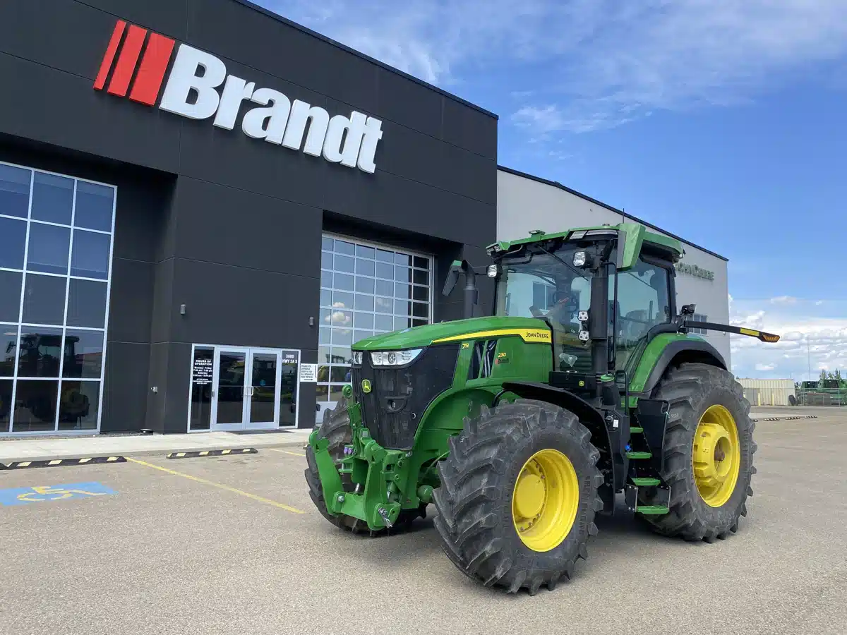 Gallery image 2 for 2023 John Deere 7R 230 Tractor