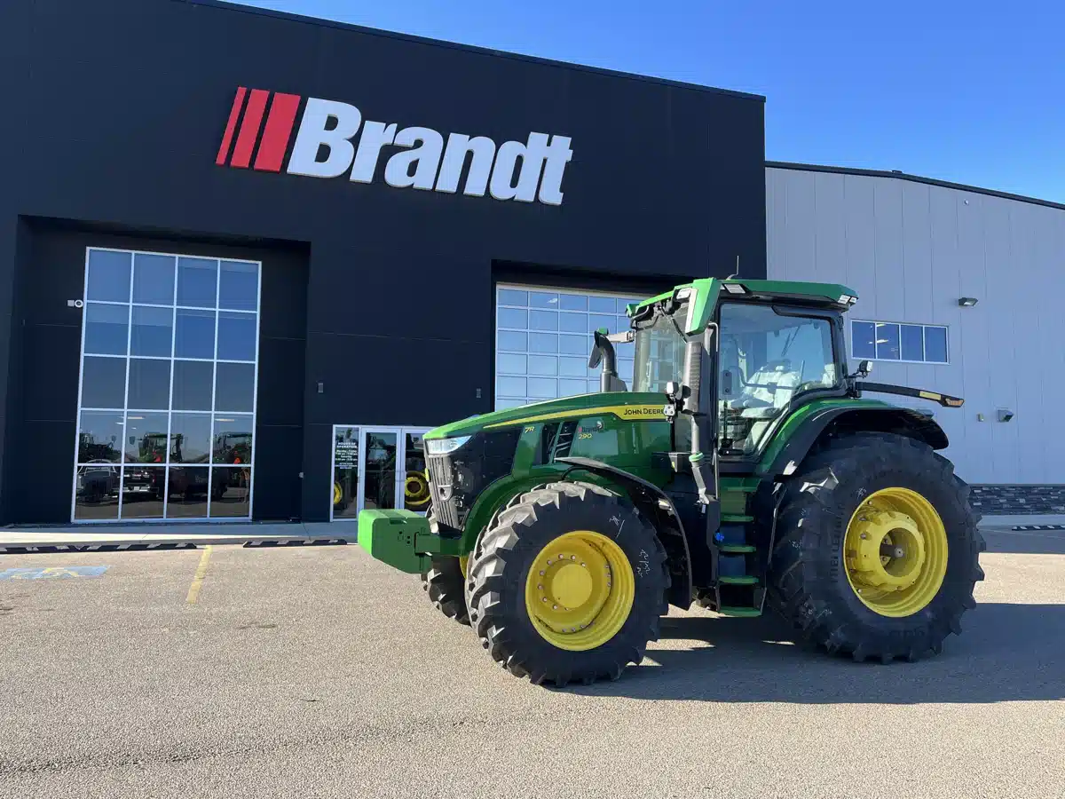 Gallery image 2 for Used 2023 John Deere 7R 290 Tractor