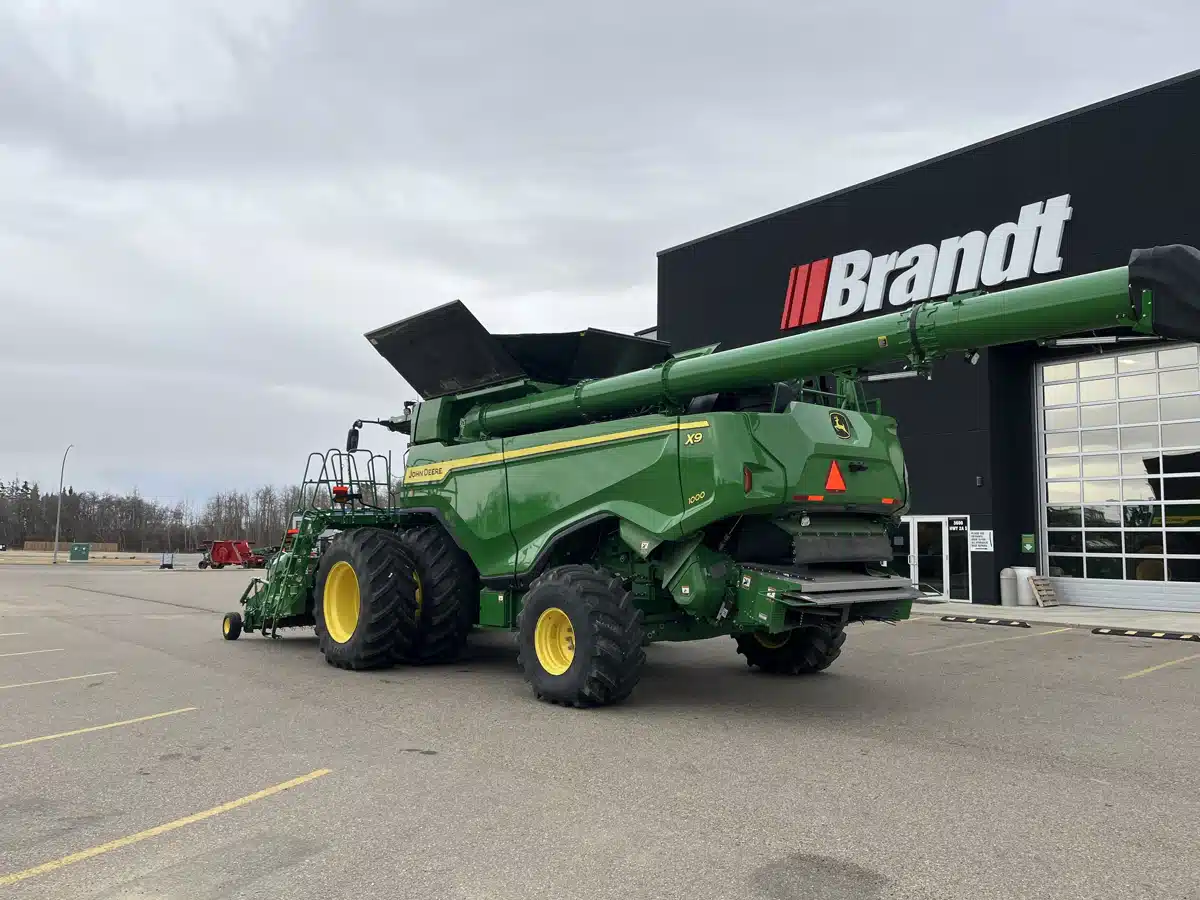 Gallery image 2 for 2024 John Deere X9 1000 Combine