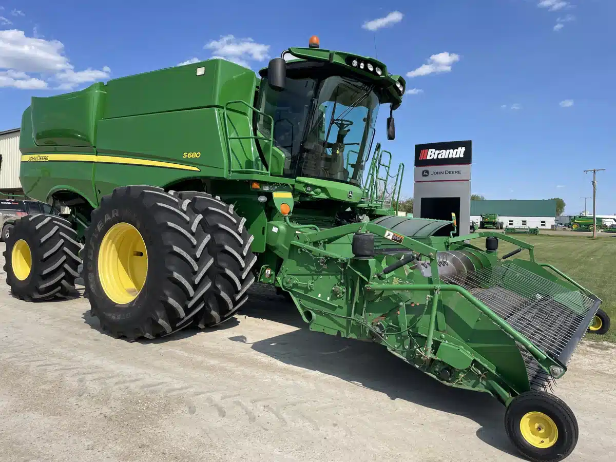 Gallery image 2 for Used 2013 John Deere S680 Combine