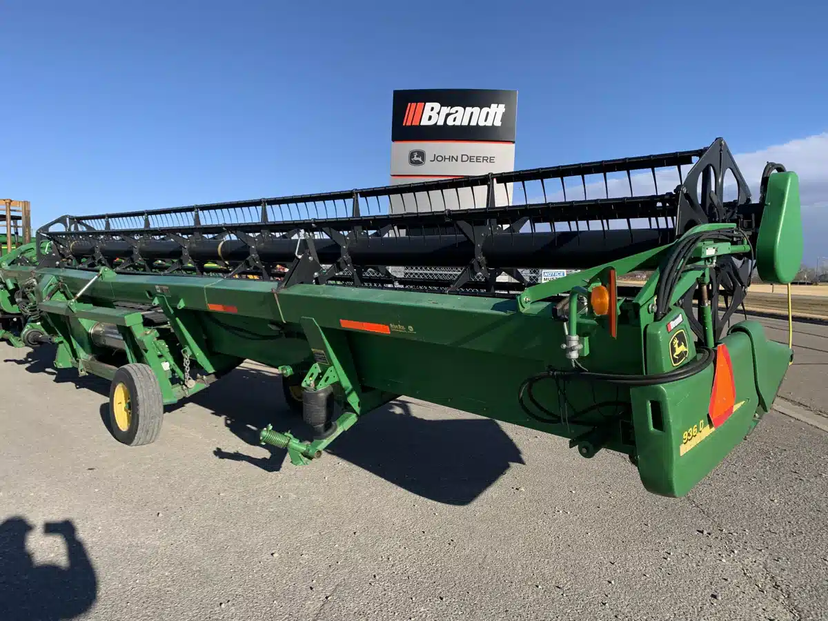 Gallery image 2 for 2007 John Deere 936D Header - Draper