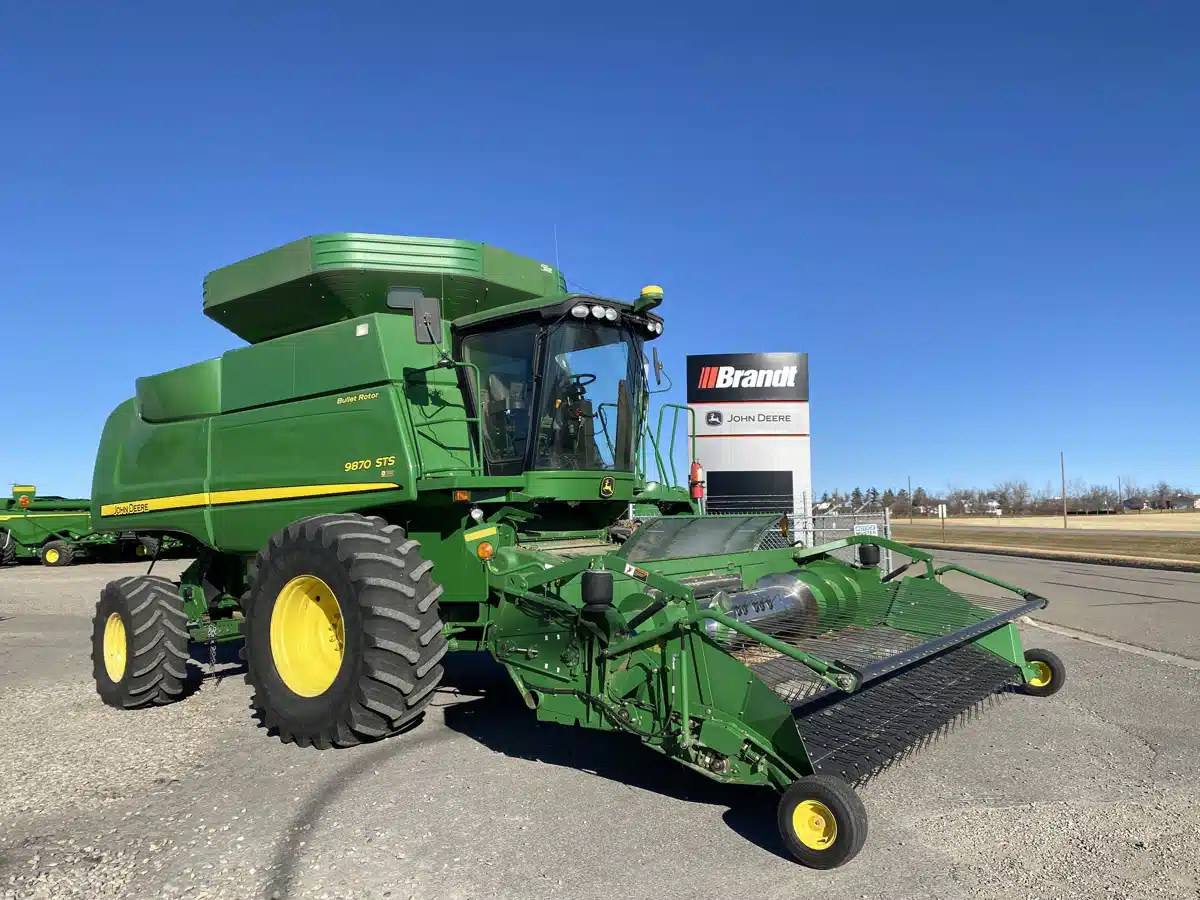 Gallery image 2 for 2009 John Deere 9870 STS Combine