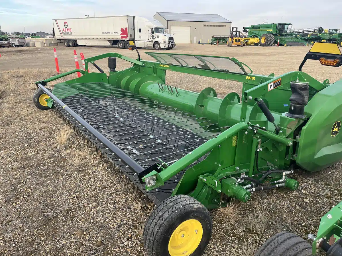 Gallery image 2 for 2024 John Deere BP 15 Header - Pickup