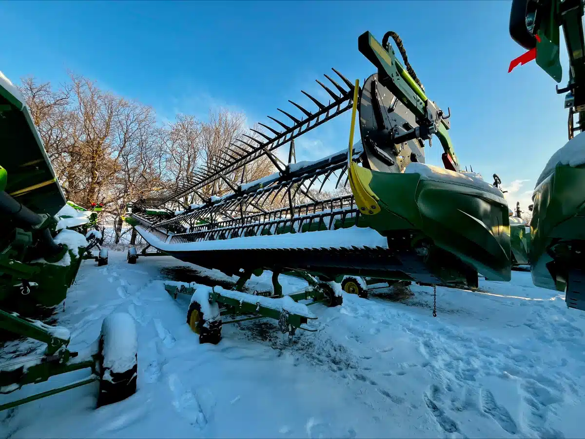 Gallery image 1 for Used 2024 John Deere HD45R Header - Draper