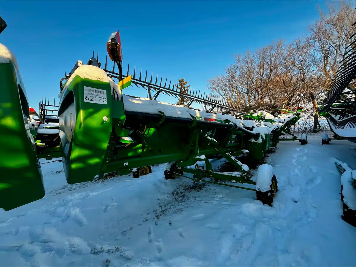 Gallery image 2 for Used 2024 John Deere HD45R Header - Draper