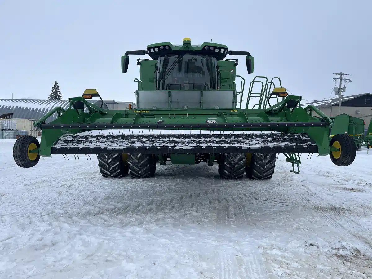 Gallery image 2 for Used 2022 John Deere X9 1100 Combine