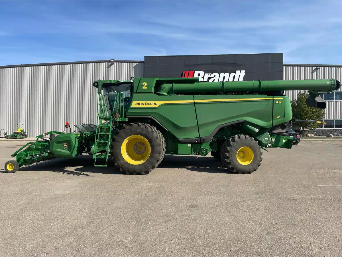 Gallery image 2 for Used 2023 John Deere X9 1100 Combine
