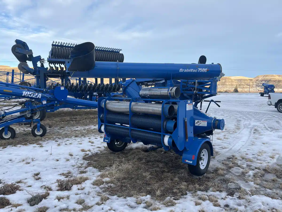 Gallery image 2 for Used 2016 Brandt 7500HP Grain Vac